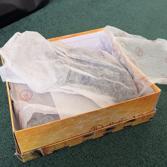 Unworn Bella Vita Navy Suede Ankle Boots US 8W - Picture 4 of 4